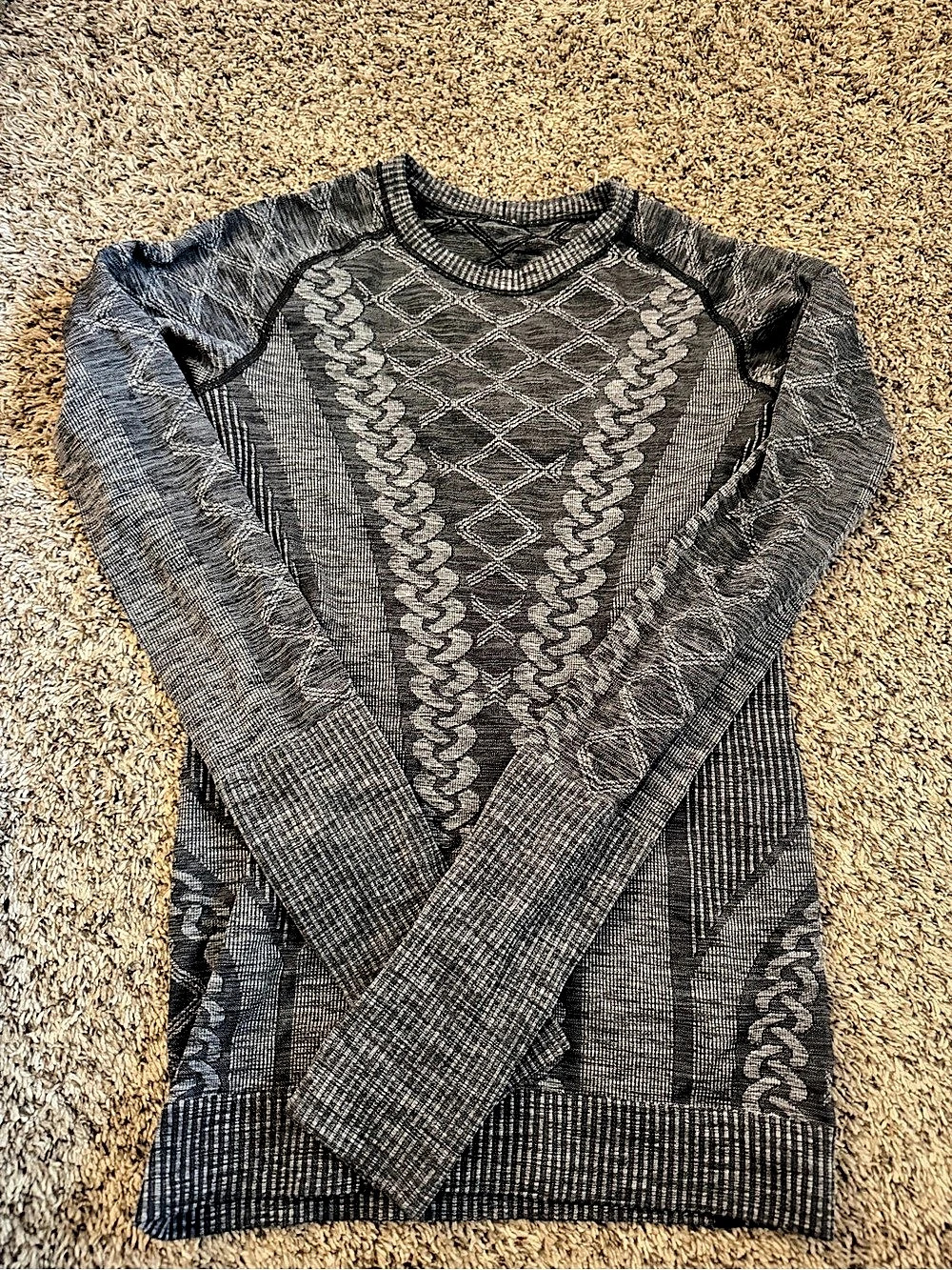 Lululemon Long Sleeve Top in Gray